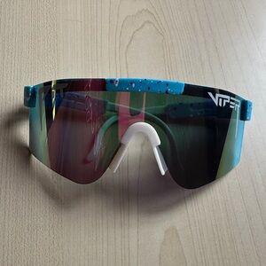 Pit Viper - Absolute Freedom - Men's Wrap Sunglasses New In Box